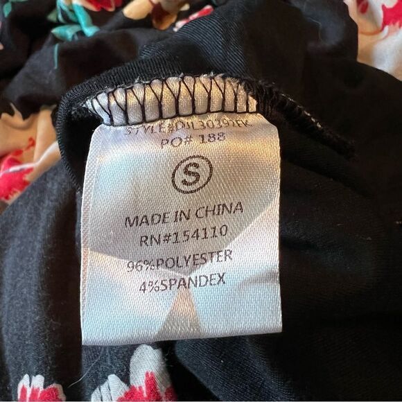 NWT! Jluxlabel floral long sleeve dress - Picture 7 of 13